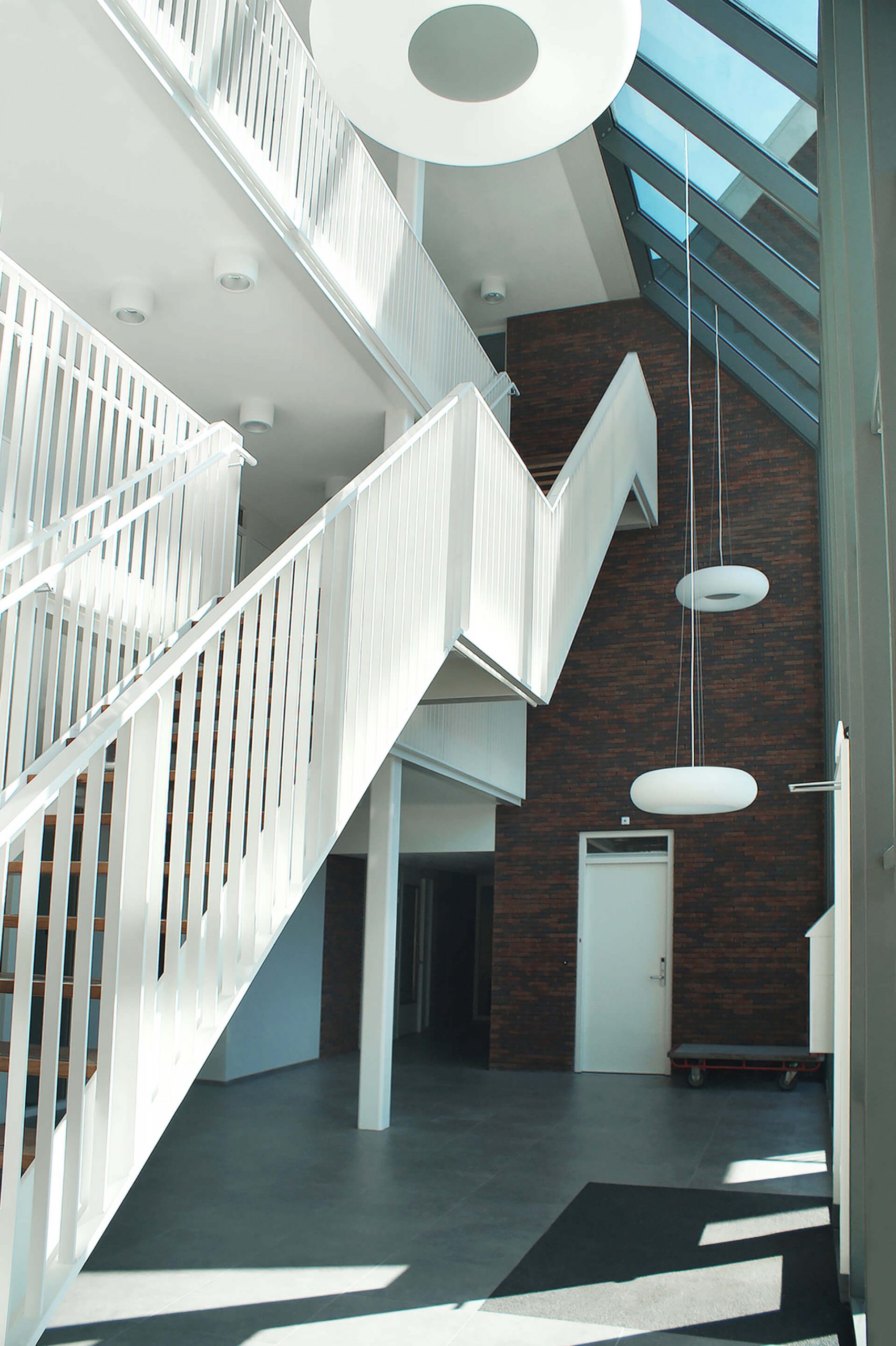 Trap in het atrium – WoZoCo-Stad – Studio Architecture